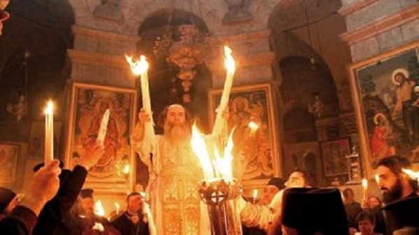 В Баку сегодня доставят Благодатный огонь из Иерусалима